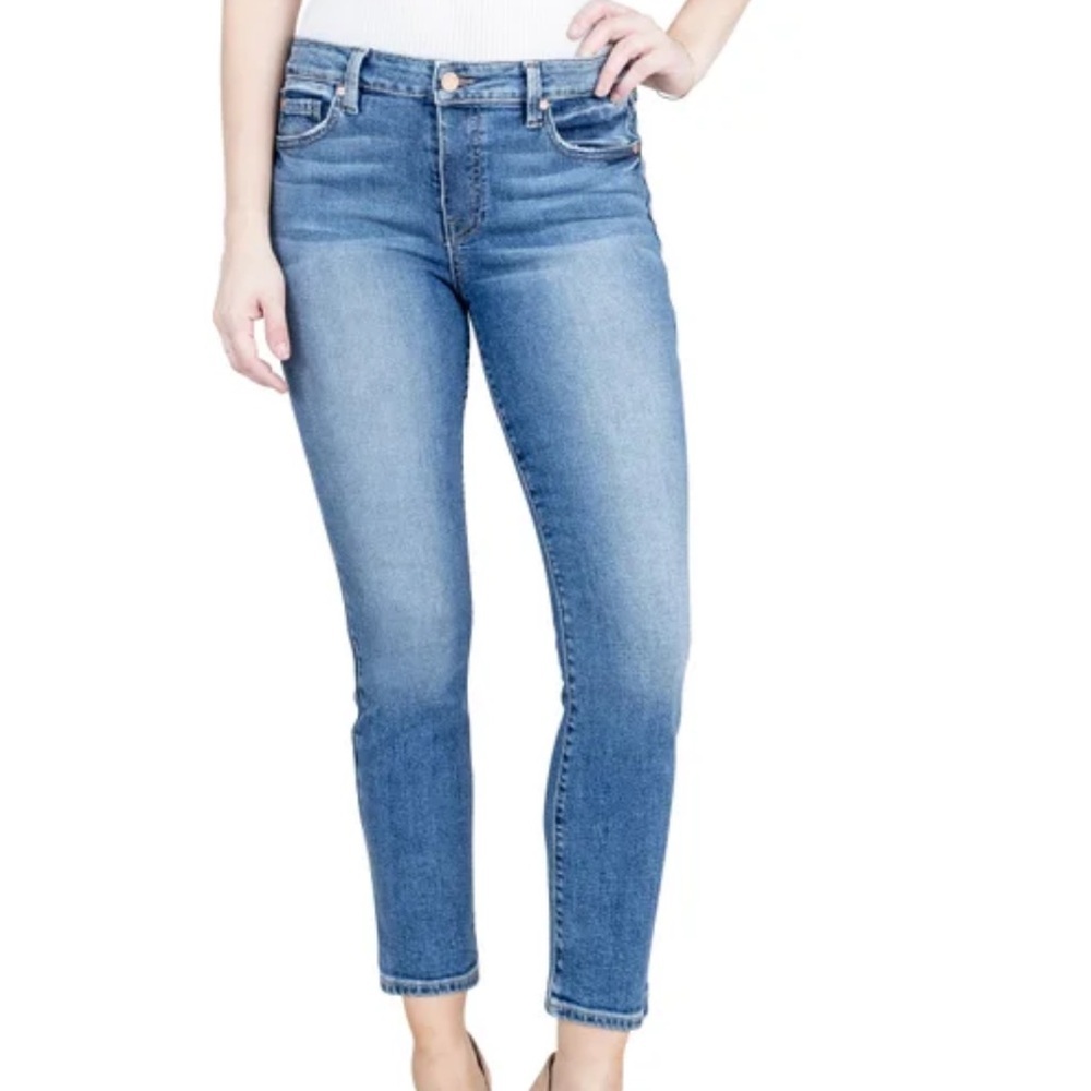 NWT Level 99 Women's Blue Jeans 20W